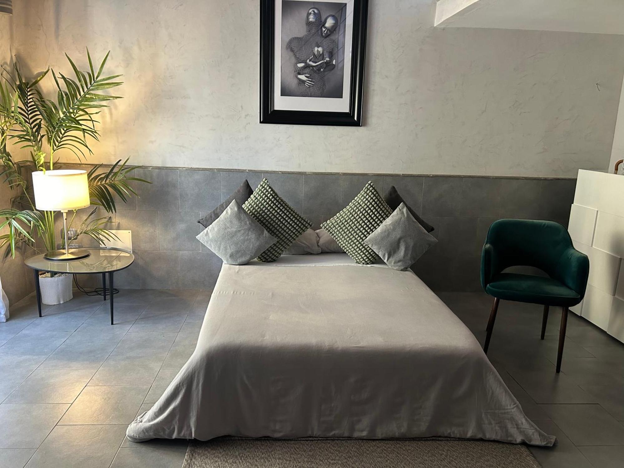 A Un Passo Dal Castello Maschio Angioino Apartment Naples